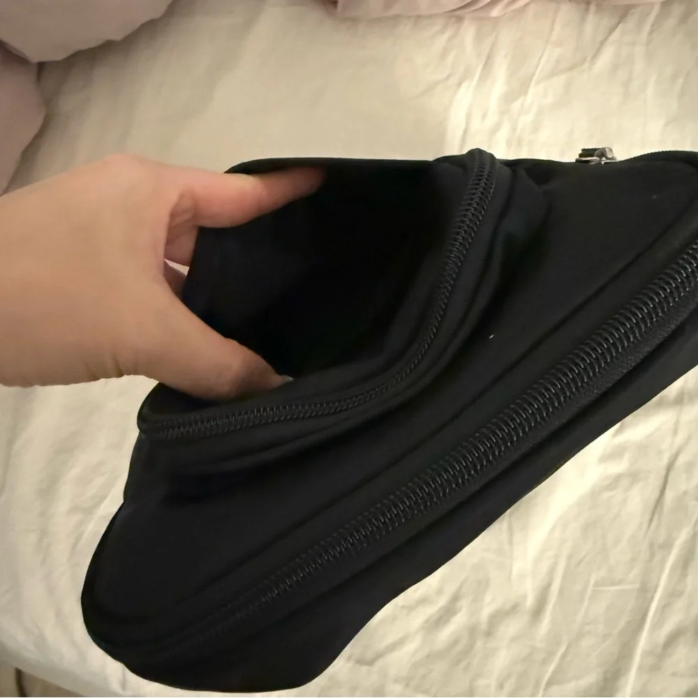 DSW sling bag
